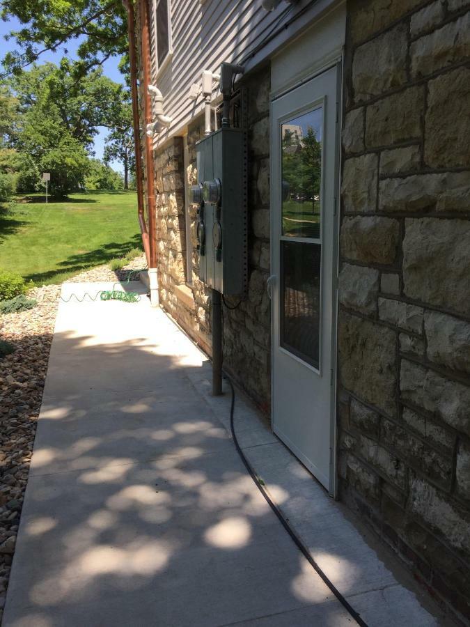 Historical Oscar Lofquist House In The Heart Of Des Moines 아파트 외부 사진